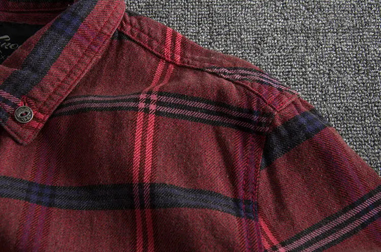 Slim all-match Men’s Casual Plaid Long-sleeved Shirt