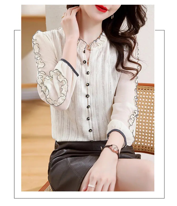 Women’s Sleeved Acetate Jacquard Top With Wooden Ear Collar Plate
