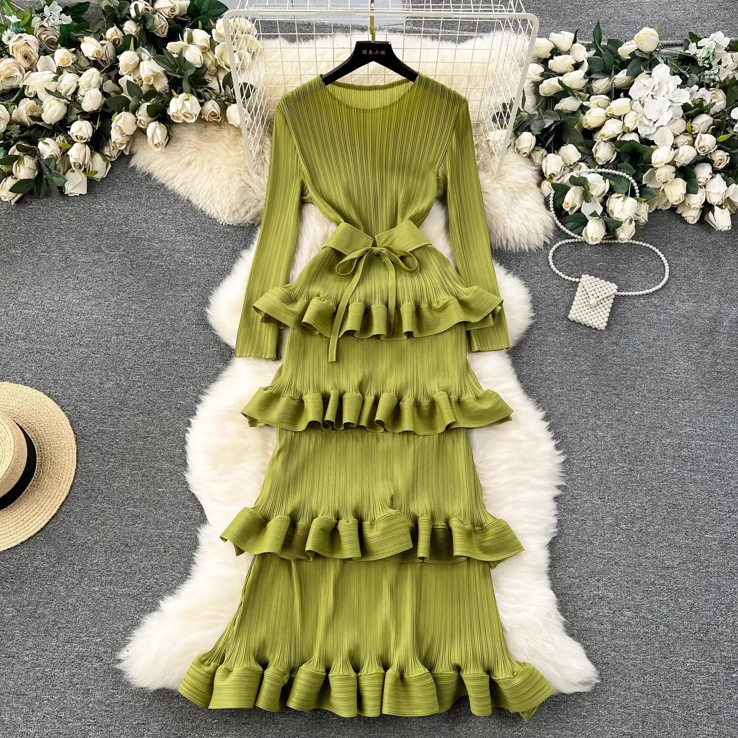 Cake Heavy Industry Pleated Slim Long Dress
