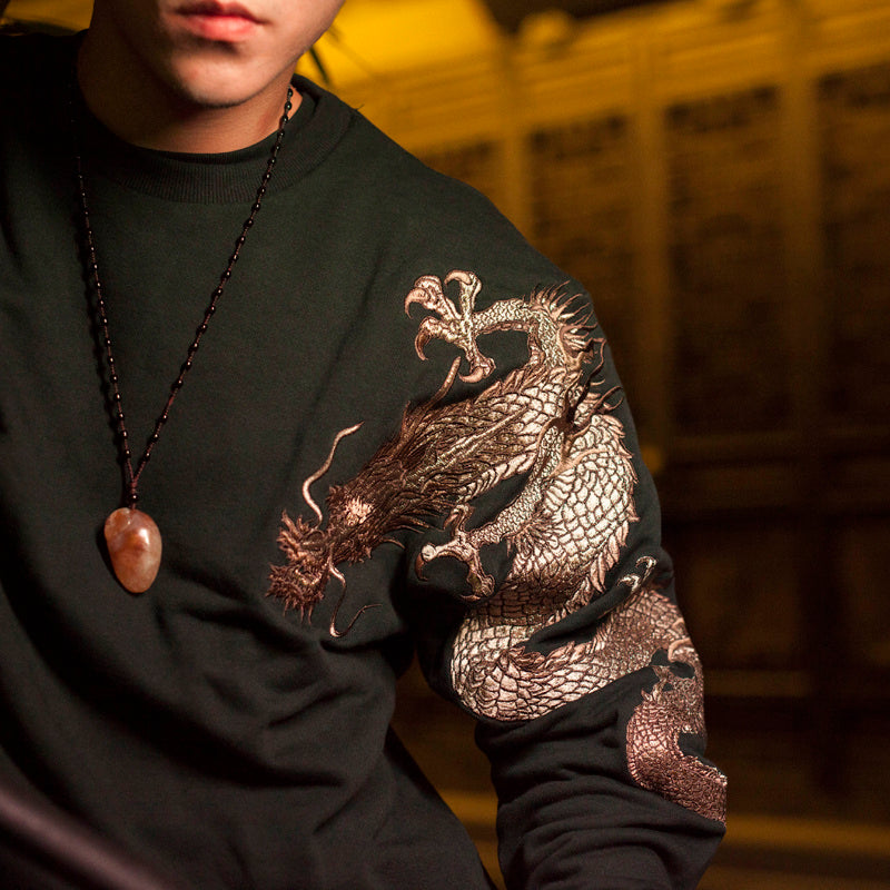 Men’s embroidered crew neck sweatshirt with double arms