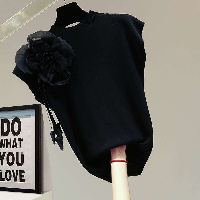 Exquisite Flowers Beaded Sleeveless T-shirt - Black / S