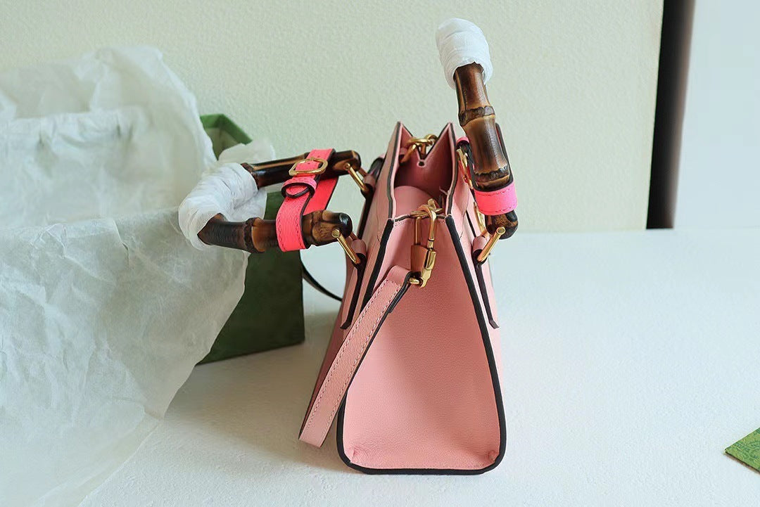 Exquisite Leather Bag Luxury Clothing High-End Fashion Online
