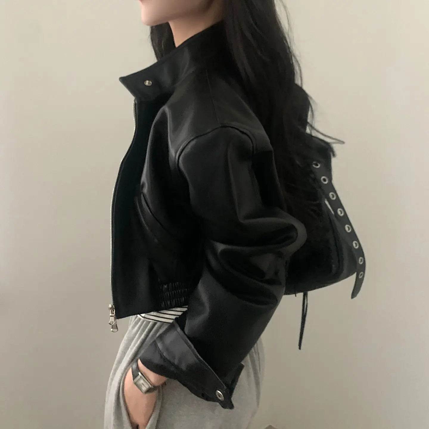 French Style Retro Design Zipped Stand Collar Elastic And Waisted Short Biker’s Leather Jacket Women
