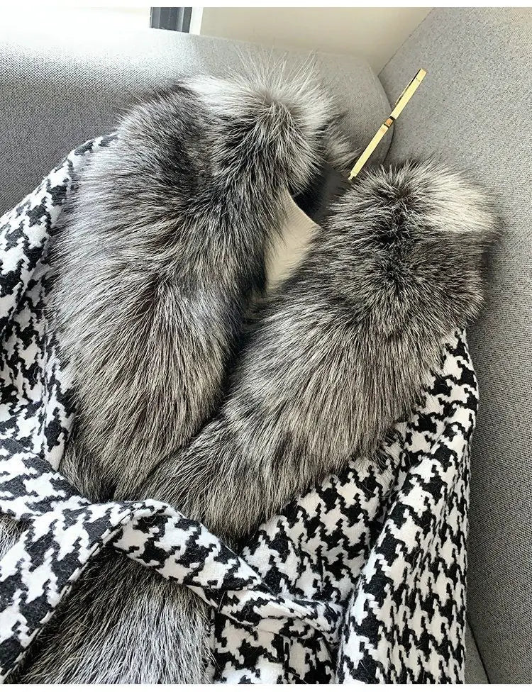 Fur Coat Women’s Short Houndstooth Fur Collar Silver Fox Fur Jacket