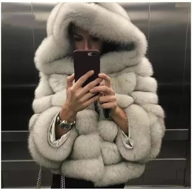 Women’s Minimalist Hooded Patchwork Fur Grass Jacket