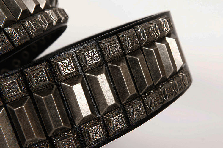 First Layer Cowhide Niche Pagoda Decorative Rivets Street Punk Belt