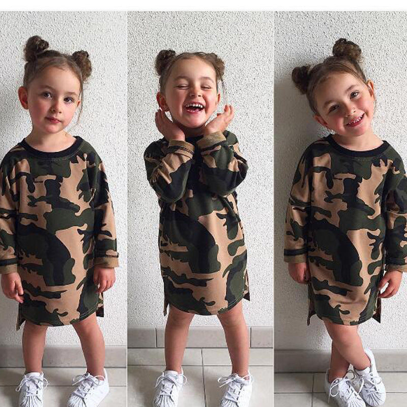 Girls’ camouflage clothes