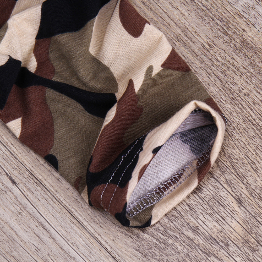 Girls’ camouflage clothes