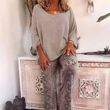 Solid Color Top Printed Trousers Suit - Apricot / S