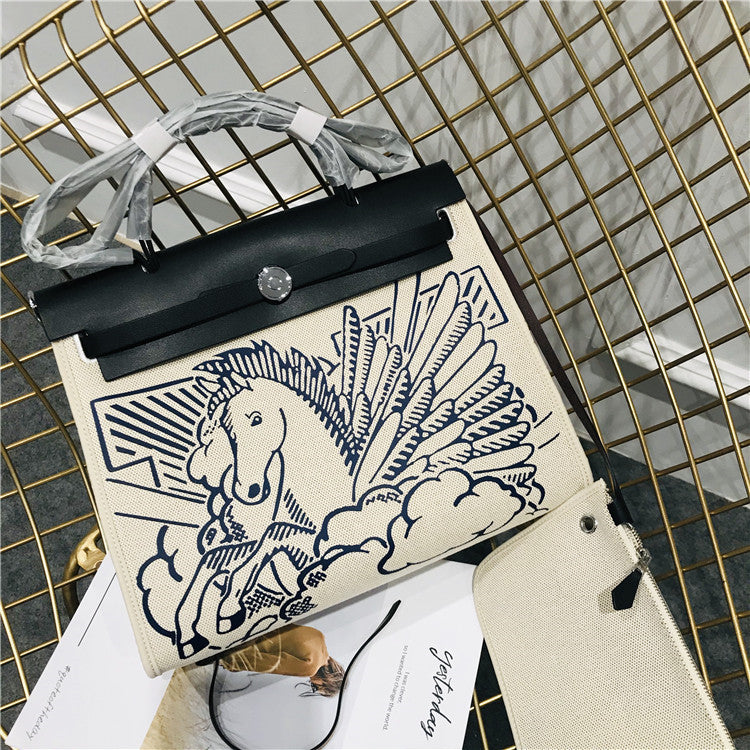 Kelly Canvas Graffiti Bag Steal The Show - Beige