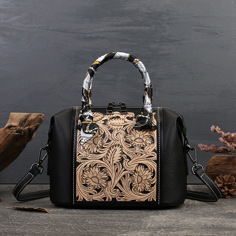 Leather Carving Stylish Textured Vintage First Layer Cowhide Portable Messenger Bag - Black Pure