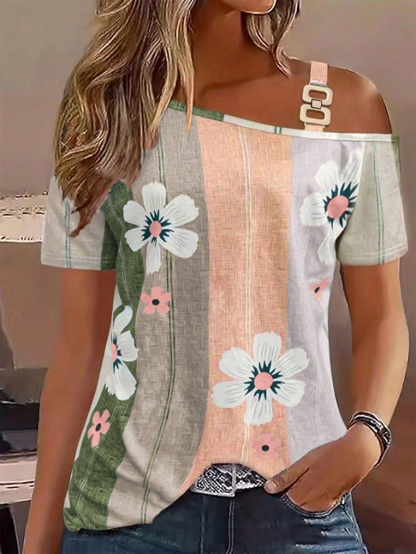 Shoulder-baring Flower Print Button Knitted Short-sleeved T-shirt - Light Green / S