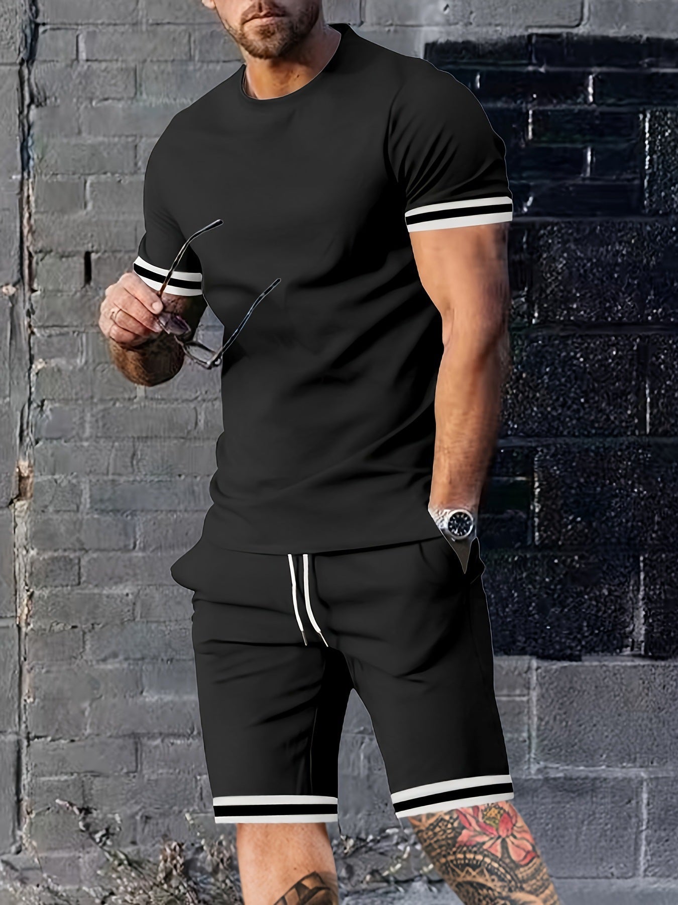 Men’s Short-sleeved T-shirt Casual Shorts Two-piece Set - Black / S