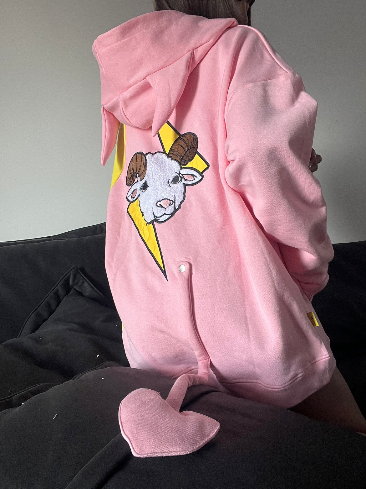 Women’s Hooded Zipper Detachable Tail Sweater