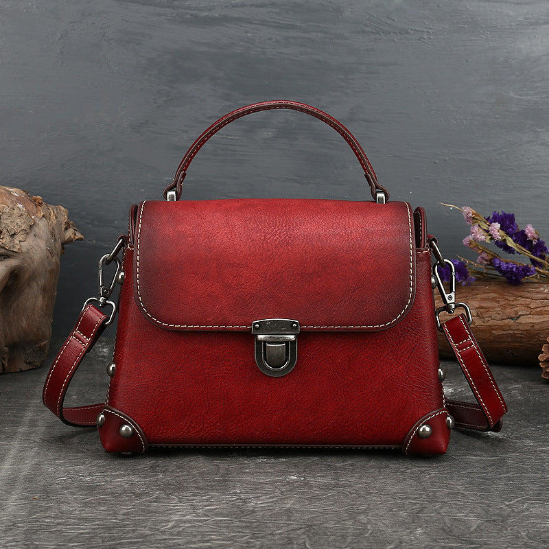 Retro Chic National Leather Bag luxury clothing for men and women - Black tea brown