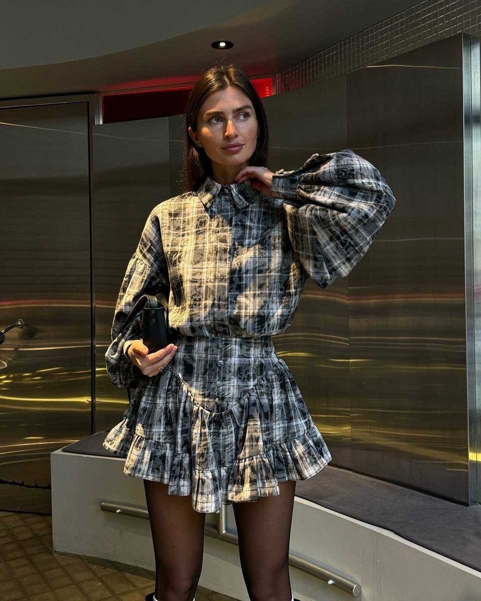 Ruffled Plaid Luxury Clothing for Women - Light Gray / S