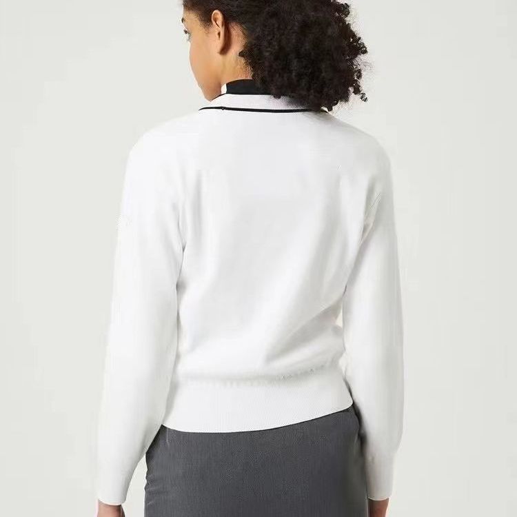 Black And White Simple Fashionable Knitted Coat