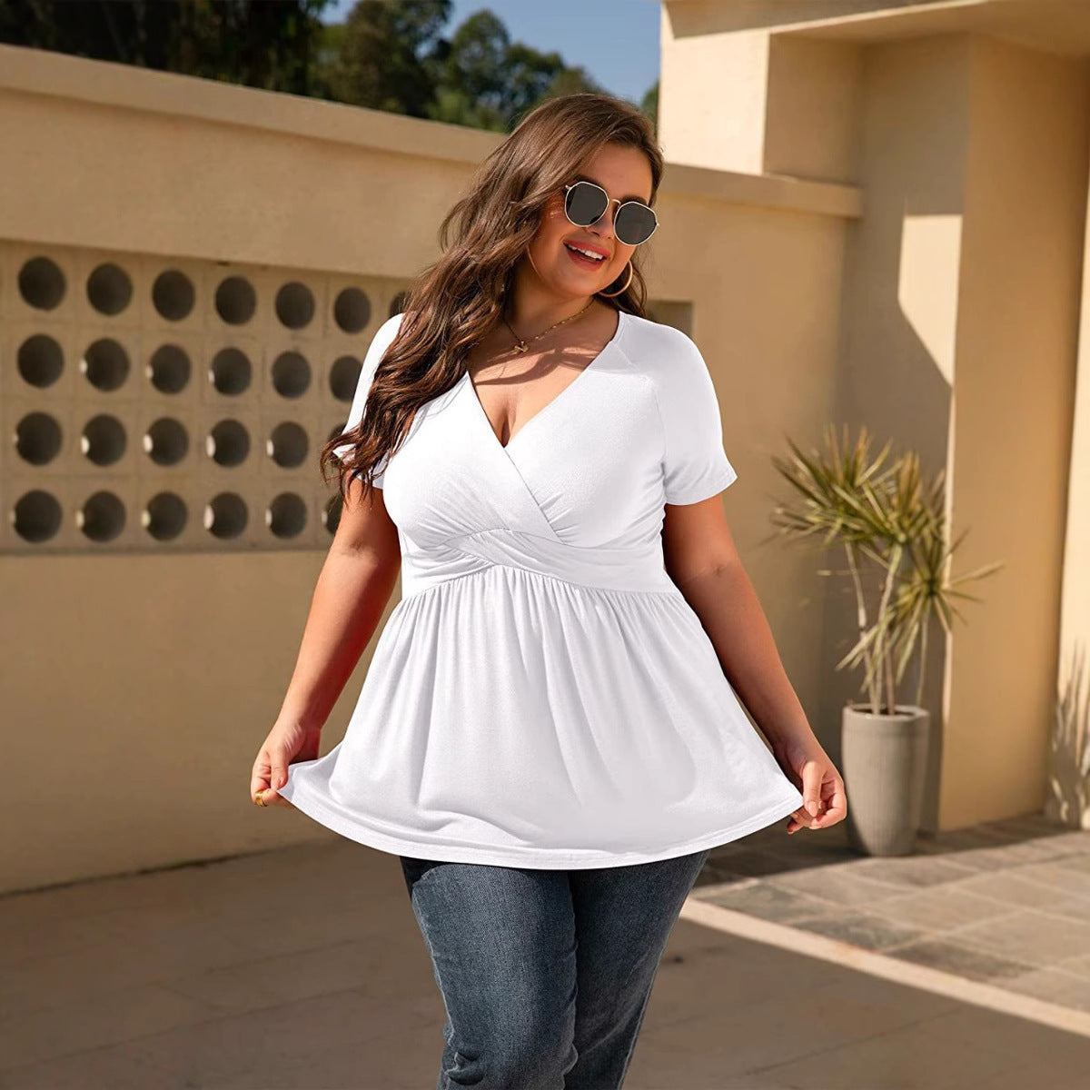 Women’s Plus Size T-shirt V-neck Top