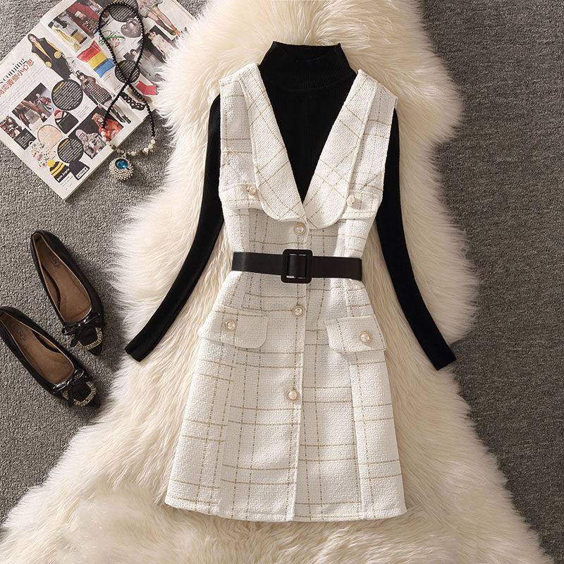 Women’s Slim Knitted Bottoming Shirt Vest - White vest and black sweater / S