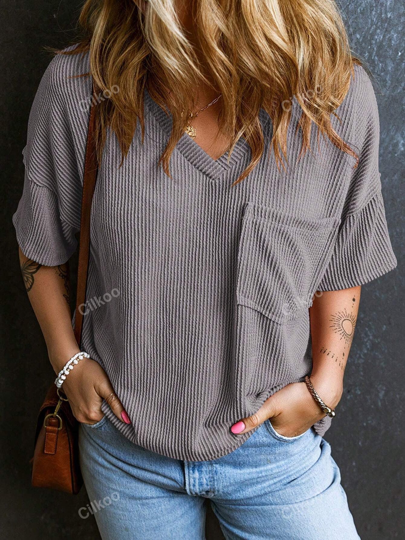 Fashionable Two-tone Pullover Short Sleeve V-neck Top For Women - Gray / XS