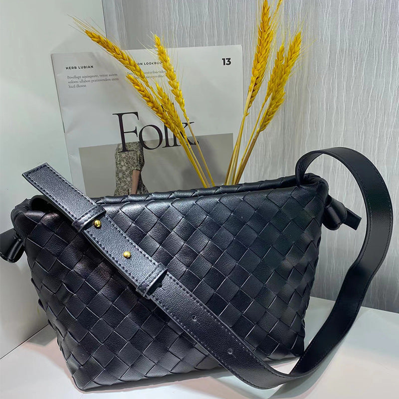 Street Trend Shoulder Bag Global Luxury Fashion Brand - Black