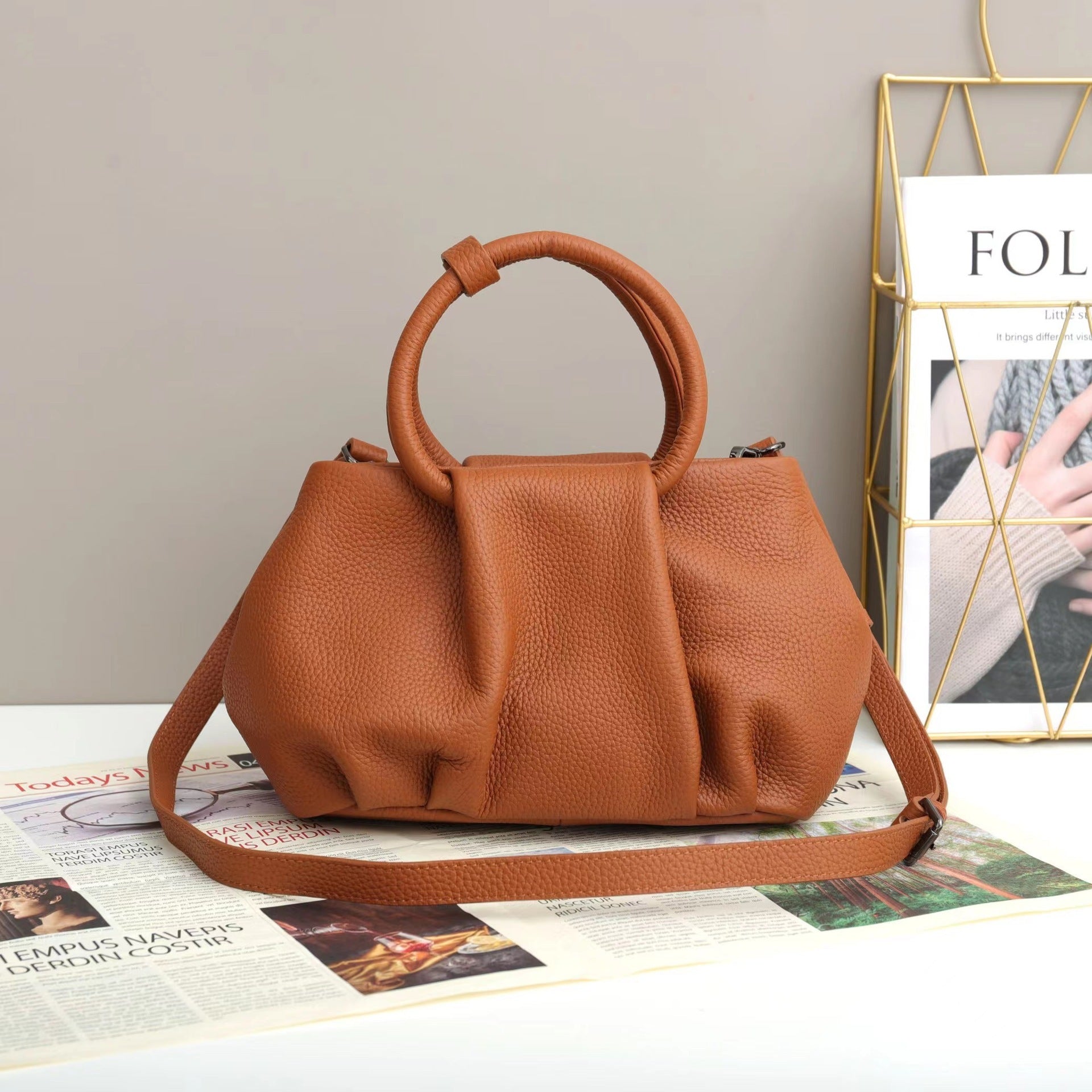 Unleash Global Luxury Fashion Brand Style - Golden Brown / 29x12 X17cm