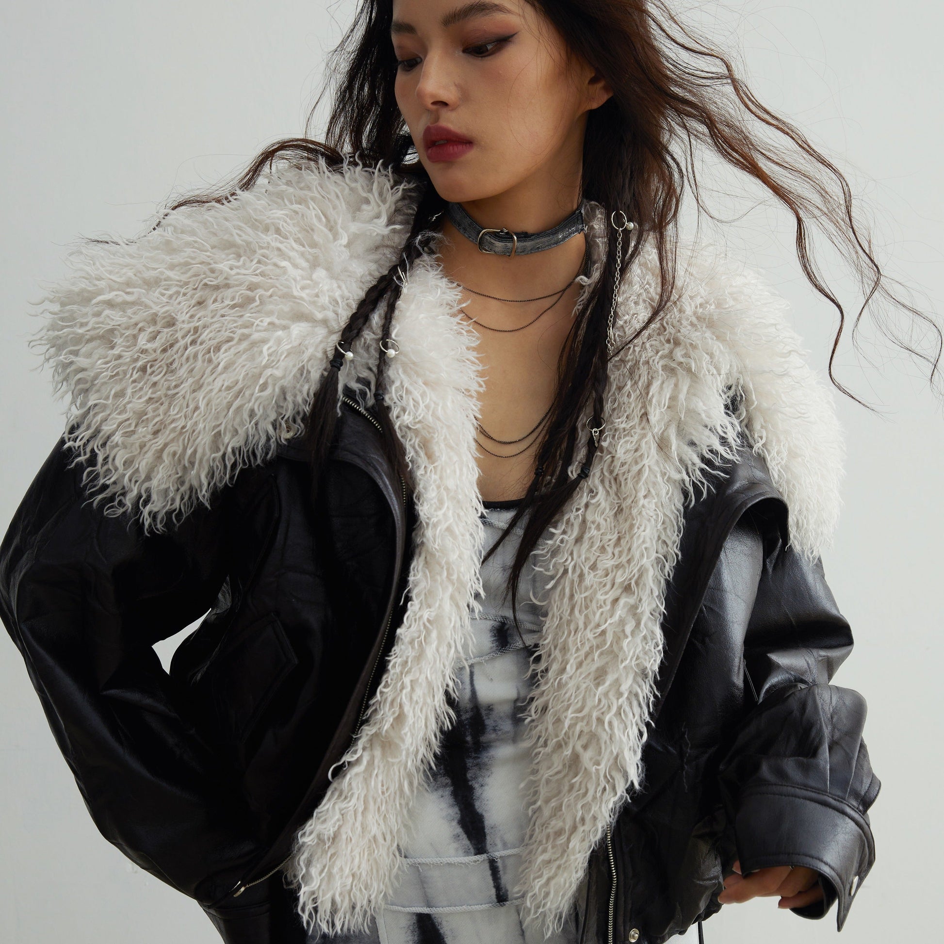 Retro Quiet Luxury Detachable Large Fur Collar Leather Jacket - Black / S