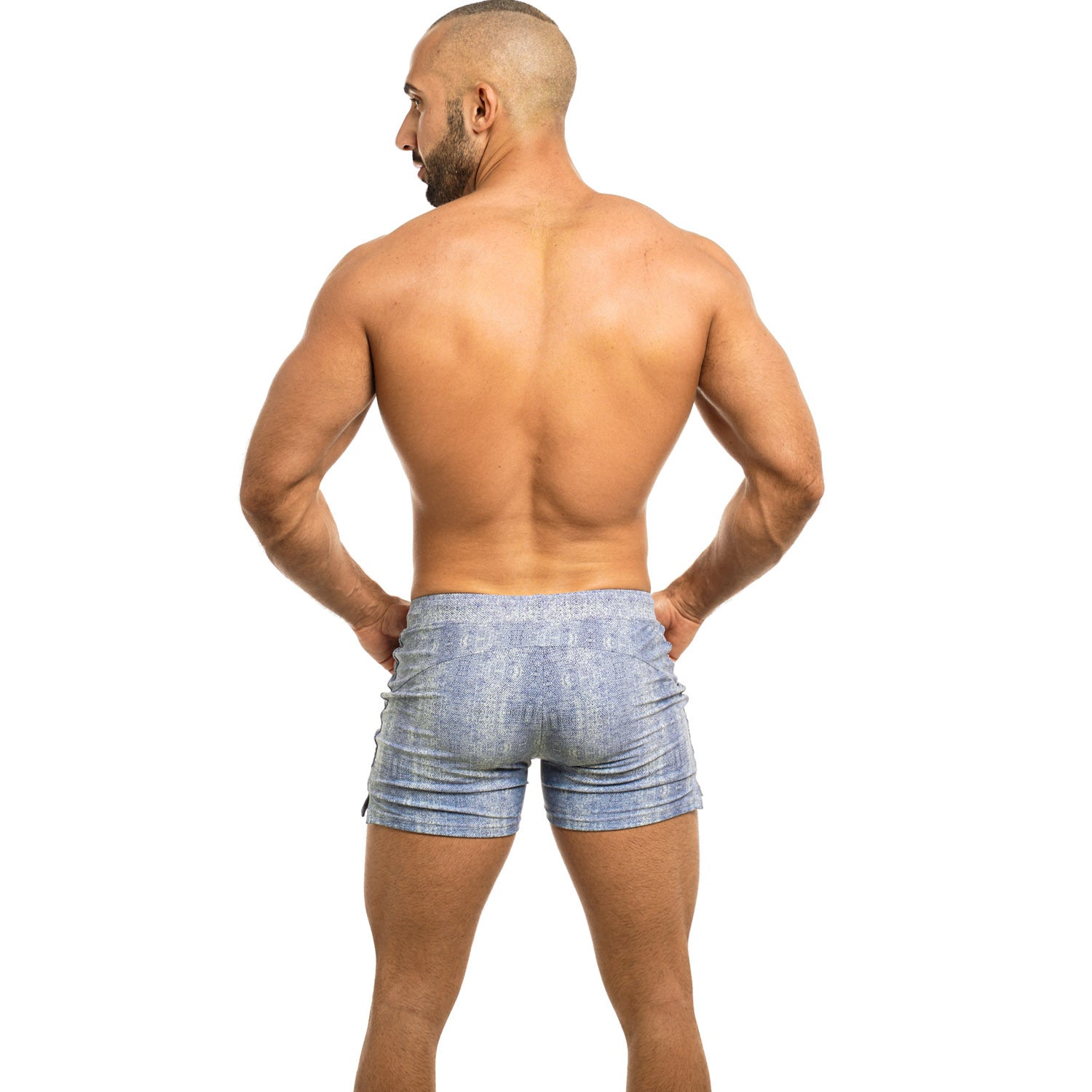 Men’s swimming trunks