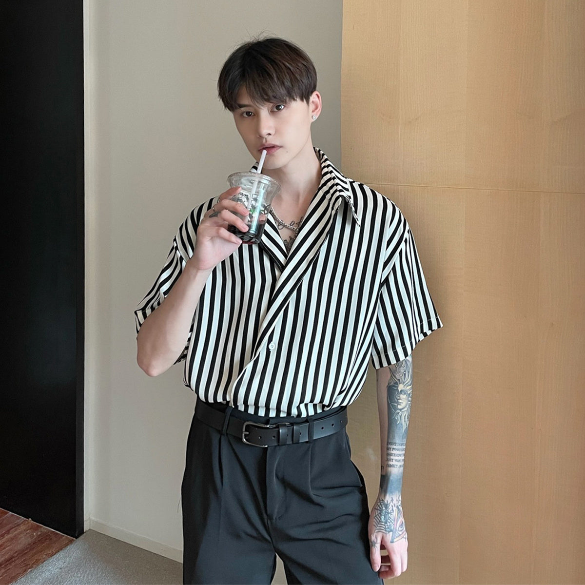 Men’s Slanted Placket Striped Lapel Shirt