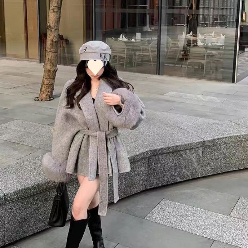 Lace-up Furry Sleeves Thin Hepburn Style Woolen Coat - Gray / S