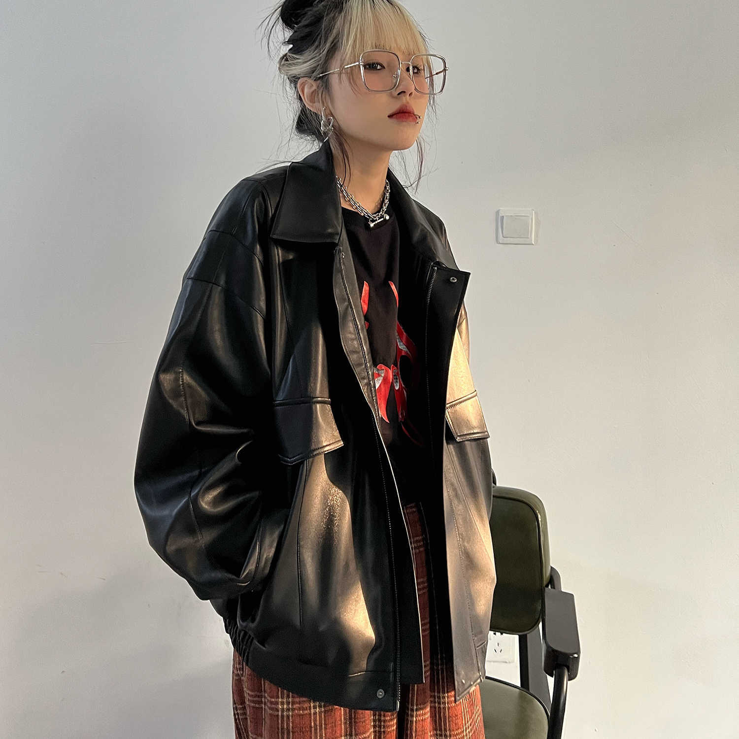 Women’s Loose Pu Leather Short Retro Coat