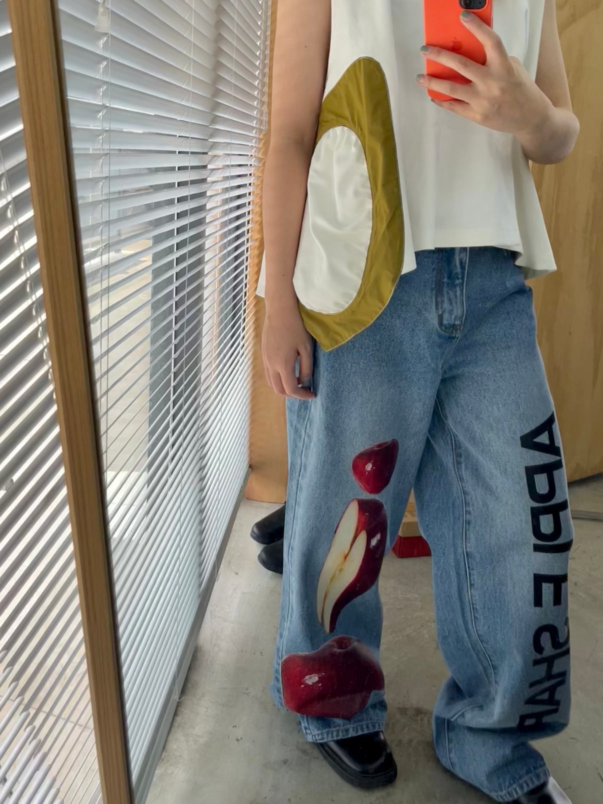Women’s Light Color Loose Stacked Jeans