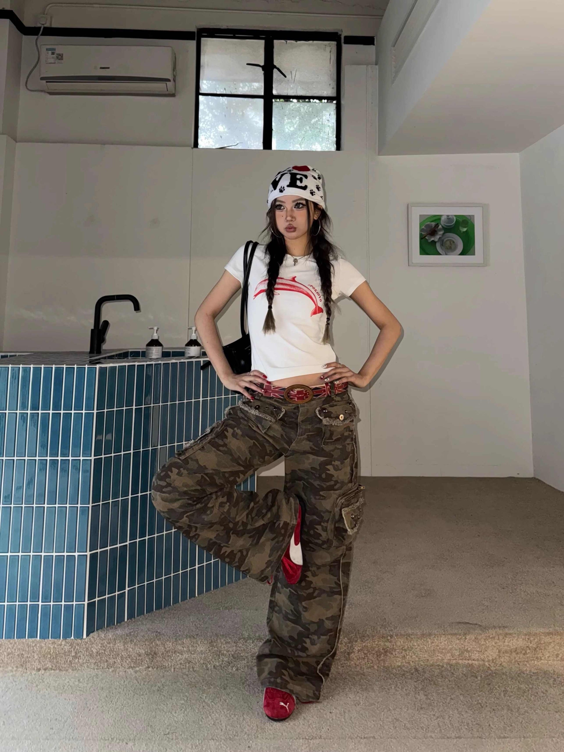 Women’s Loose Straight Drooping Vintage Tassel Camouflage Workwear Jeans