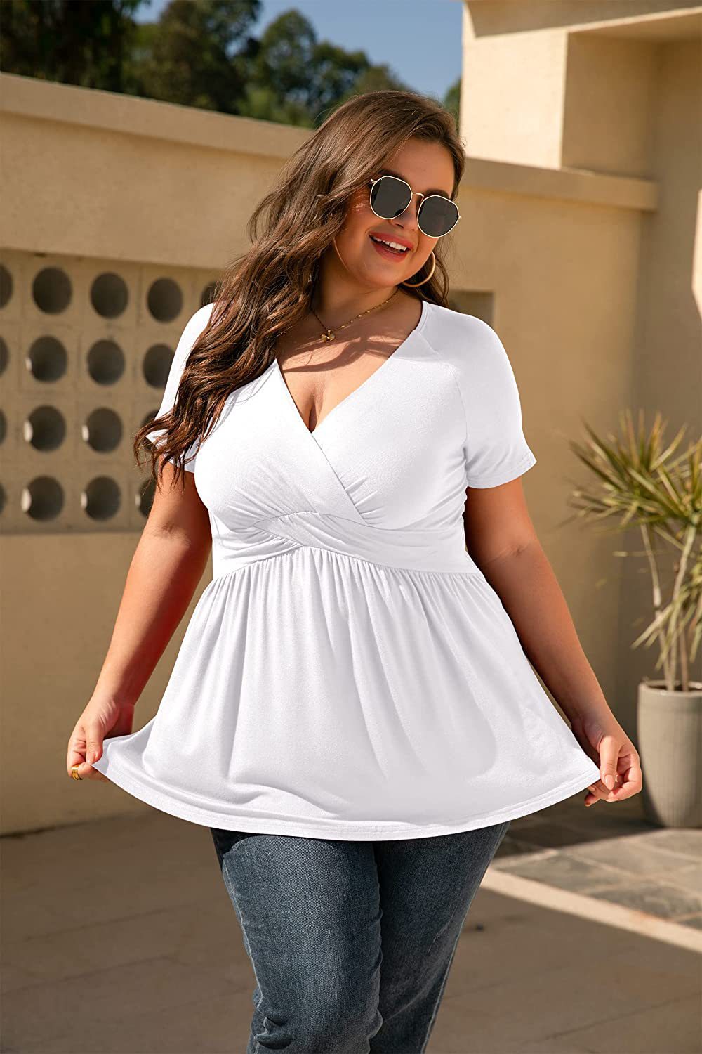 Women’s Plus Size T-shirt V-neck Top